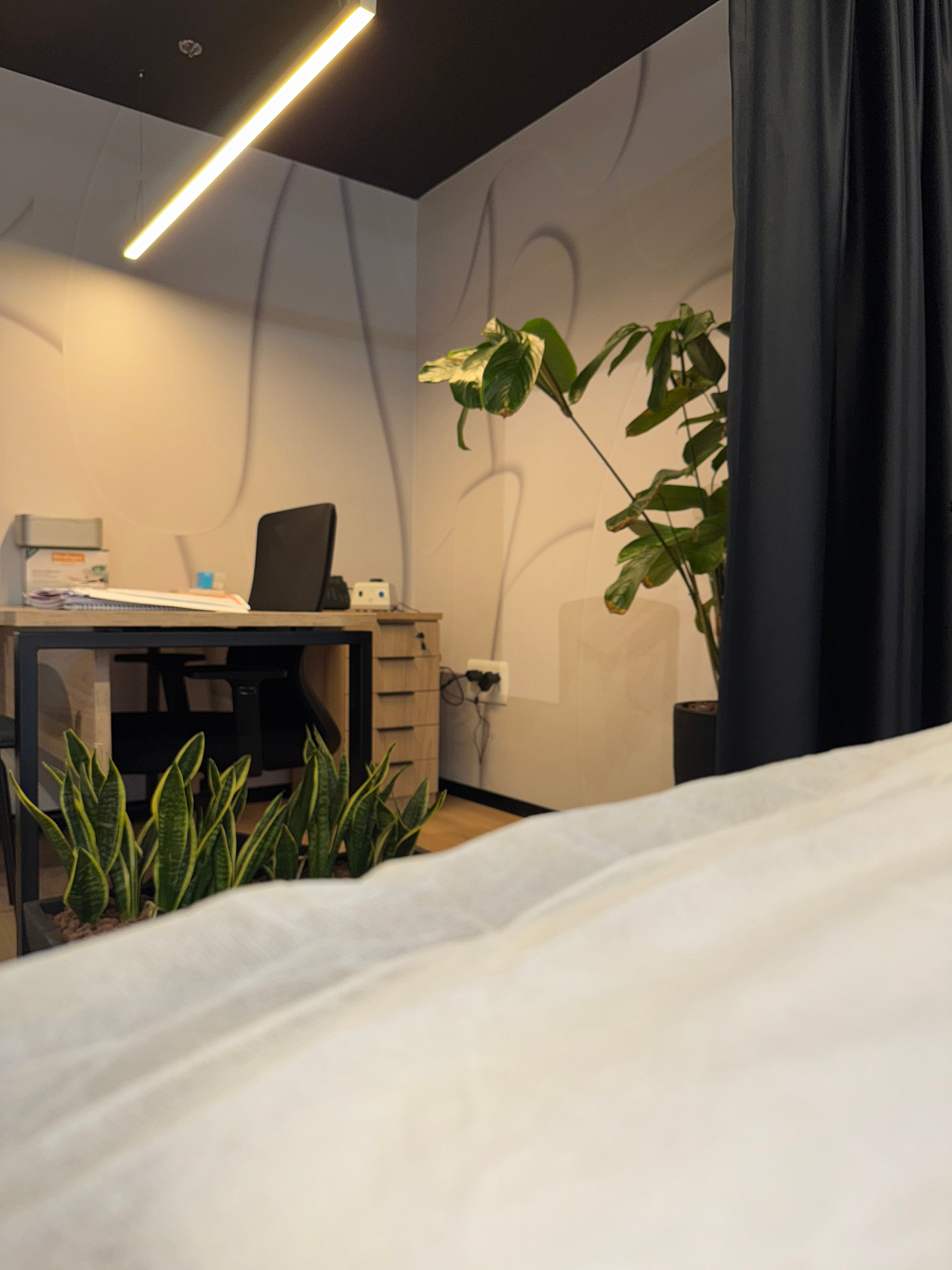 חדר טיפול 2 — עמדת עבודה